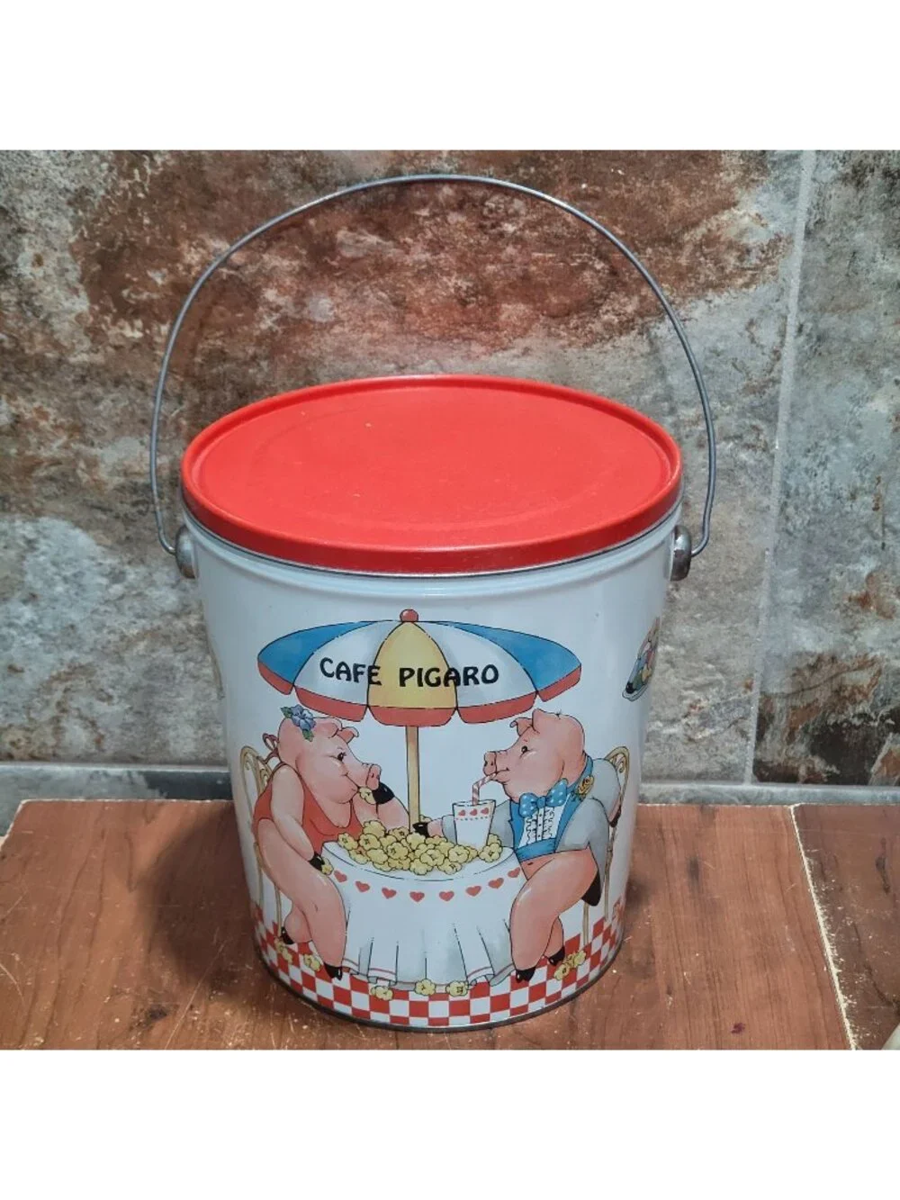 Vintage Cafe Pigaro Tin Popcorn Bucket Two Pigs Having Picnic
